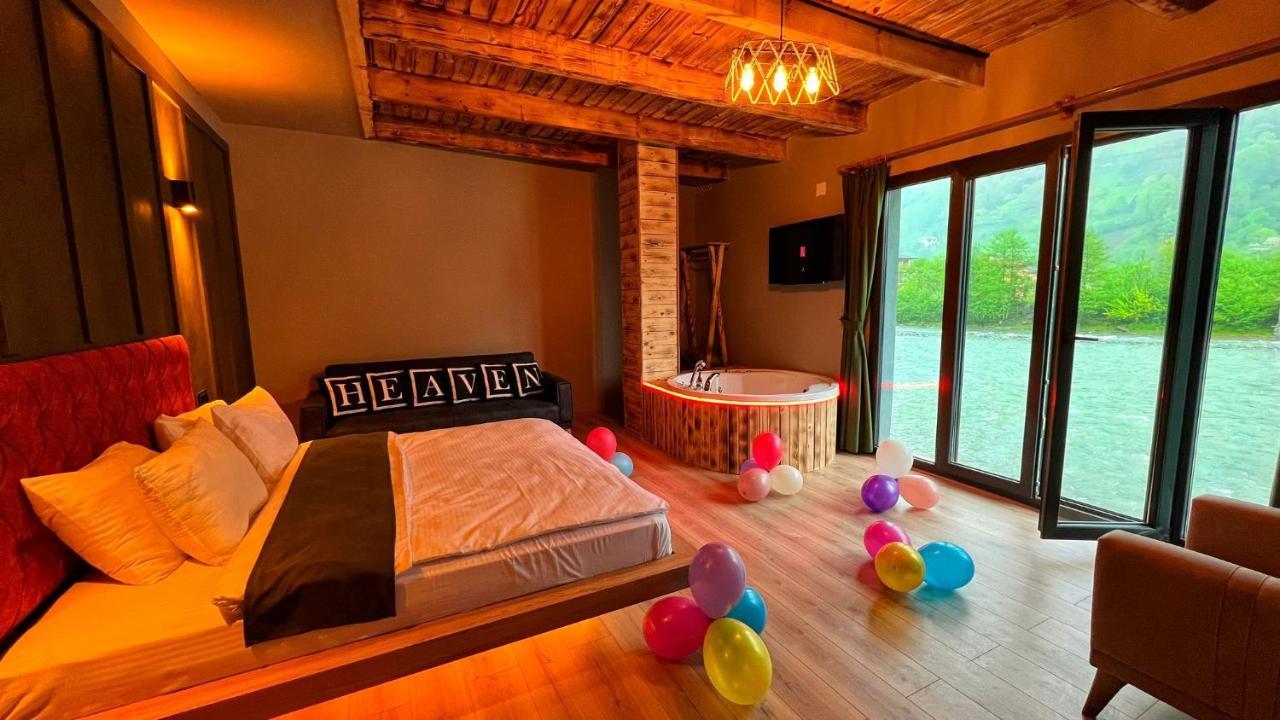 Heaven Vip Wooden Palace Bed & Breakfast Ardesen Bagian luar foto